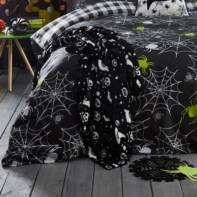 Dunelm Bedlam Boo Fleece Throw 120cm x 150cm Black