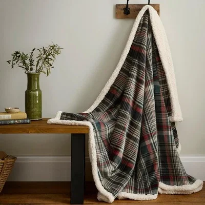 Dunelm Dreams n Drapes Bennet Check Throw Blanket 150cm x 200cm