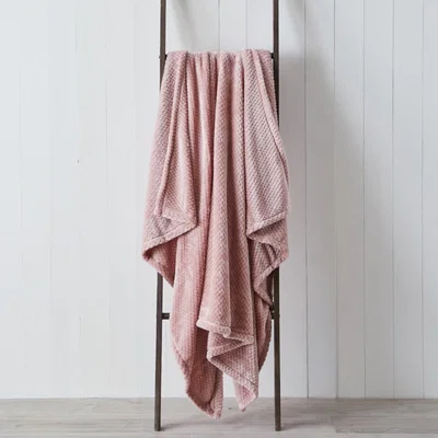 Dunelm Evan 130cm x 180cm Throw Pink