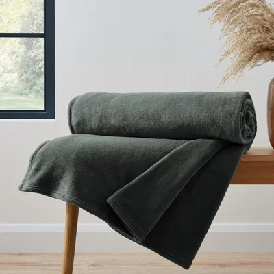 Dunelm Supersize Family Snuggle Throw Charcoal (Grey)