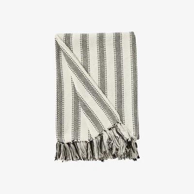 Dunelm Hanson Throw Black and white