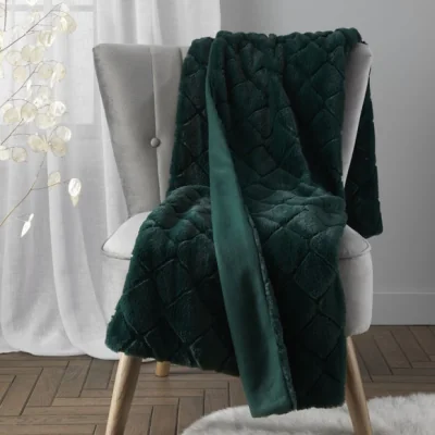 Dunelm Catherine Lansfield Cosy Diamond 130cm x 170cm Throw Bottle (Green)
