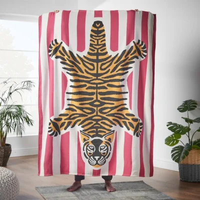 Dunelm Fuschia Stripe Tiger Jaquard Throw Fuschia with Grape (Pink)