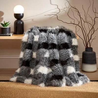 Dunelm Buffalo Check Fur Throw Blanket, 130cm x 180cm