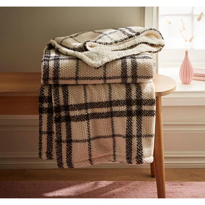 Dunelm Kelly Black Check Throw Black/Beige