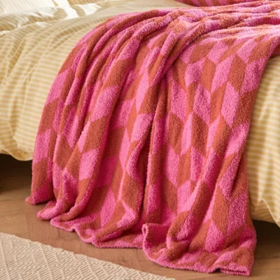 Dunelm furn. Olsen Geometric Throw Blanket 130cm x 180cm