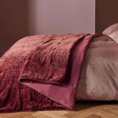 Habitat Habitat Chenille Bedspread - Burgundy - 200x220cm