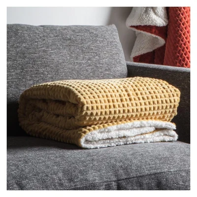 Knees Cubic Embossed Sherpa Throw - Ochre