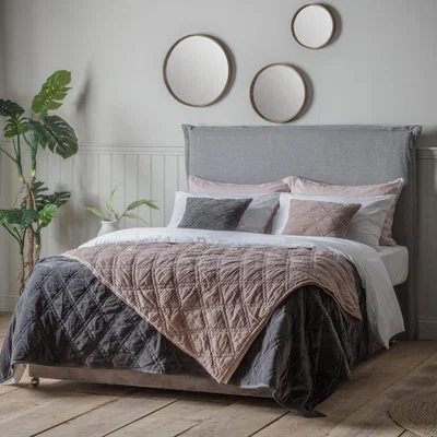 Knees Quilted Cotton Velvet Bedspread - Charcoal