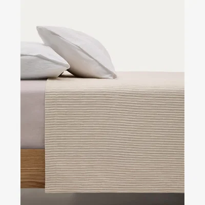 Kave Home Vindi ecru, 100% cotton bedspread with fantasy stripes for 150/160 cm bed