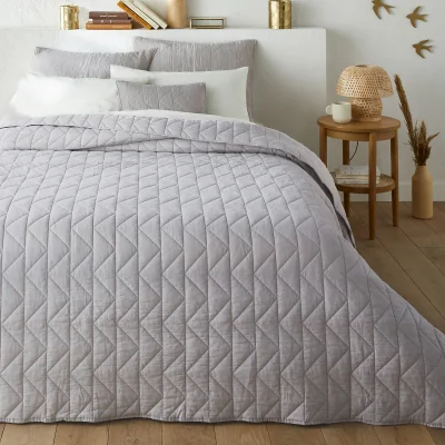 La Redoute Scenario Zig Zag Quilted Throw Bedspread in Cotton
