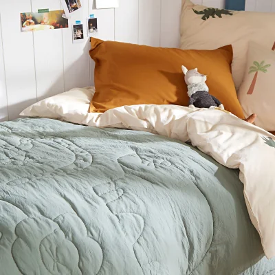 La Redoute Gungla Embroidered Animal Washed Microfibre Quilted Bedspread
