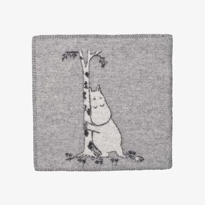 Nordic Nest Moomin Tree Hug picnic blanket grey