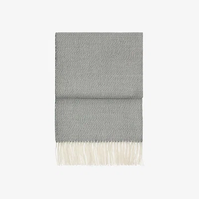 Nordic Nest Breeze throw green-white