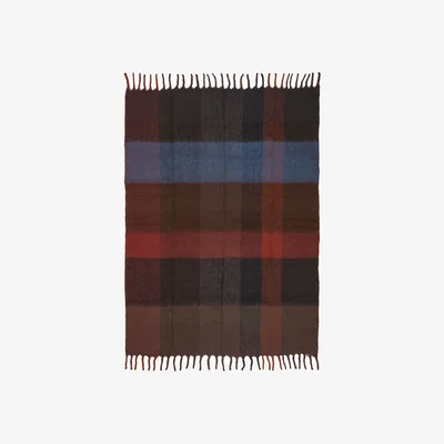 Nordic Nest Ferm Living Blur mohair throw Dark chocolate-oxide red 130x170 cm