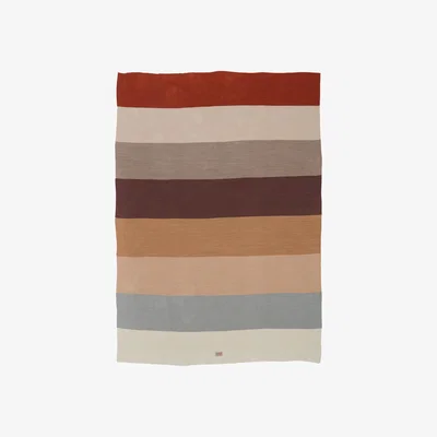 Nordic Nest OYOY Iris throw 134x184 cm Multi