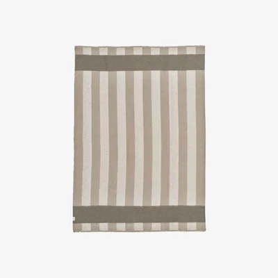 Nordic Nest Scandi Living Aisles wool blanket 130x180 cm Beige