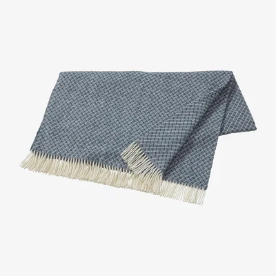 Nordic Nest Wicker wool throw dark blue