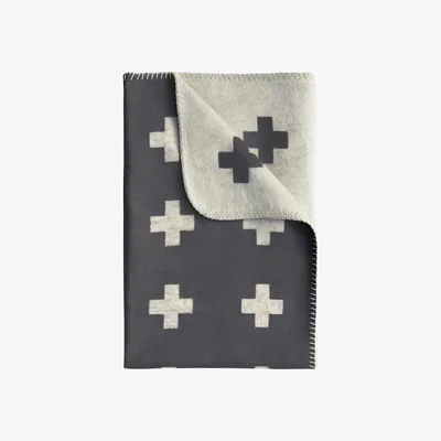 Nordic Nest Cross blanket small grey