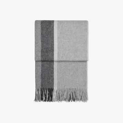 Nordic Nest Manhattan throw Grey