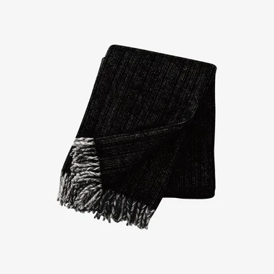 Nordic Nest Björk wool throw black
