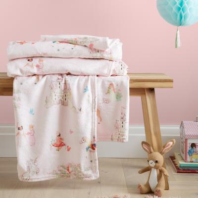 Downtown Belle and Boo Fairytale Fleece Throw 150x200cm - Pink