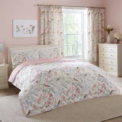 Downtown Dreams & Drapes Dreams and Drapes Caraway Pink Bedspread, Cotton, Floral