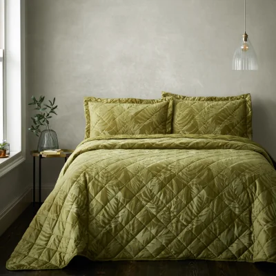 Downtown Portfolio Woburn Quilted Throw Set - Olive
