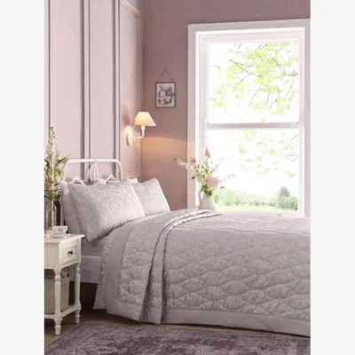 Downtown Appletree Heritage Worcester Bedspread - Silver
