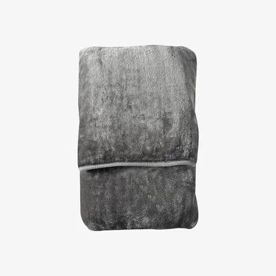 Perch and Parrow Snuggles Fleece Throw in Silver