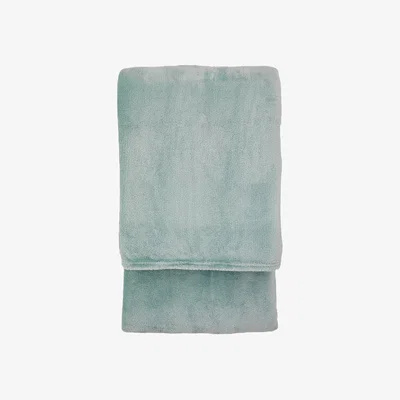 Perch and Parrow Fleecy Throw in Teal