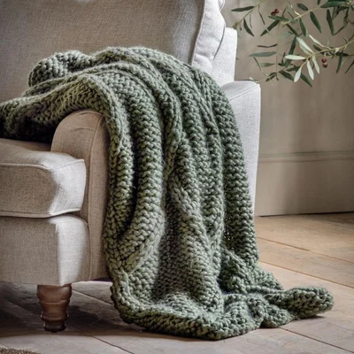 Pagazzi Diamond Cable Knit Olive Throw