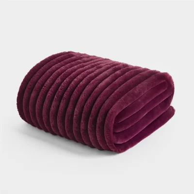The Range OHS Faux Fur Thick Ribbed Throw - Burgundy / 125cm / 0.95kg