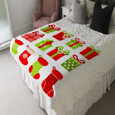 The Range Stylish Set Of Gifts Soft Blanket - Red