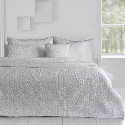 The Range Deluxe Quilted Grandeur Pinsonic Bedspread Set - White / 1.58kg