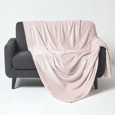 The Range Homescapes Mora Faux Fur Velvet Throw - Pastal Pink / 160cm