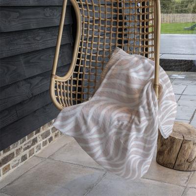 The Range Geometric Pattern With Leaves Blanket - Pink