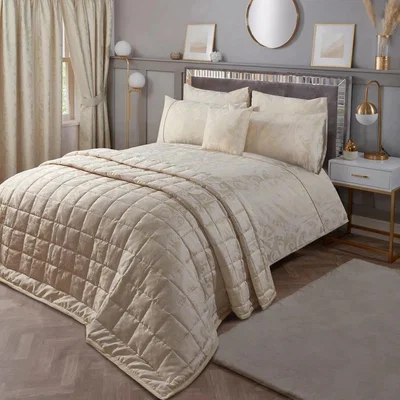 The Range Nouveau Damask Jacquard Quilt Cover Set - Gold - Gold / Superking