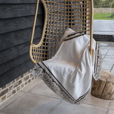 The Range Concrete Frame Blanket - Brown