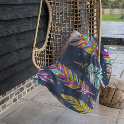 The Range Retro Color Feathers Blanket - Purple