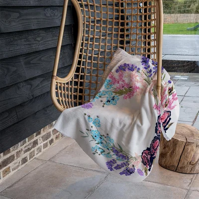 The Range Beautiful Reath Blanket - Pink
