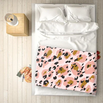 The Range Hand Drawn Pink Leopard Print Blanket - Pink