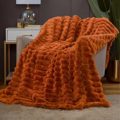 The Range Rabbit Fur Polyester Soft Plush Cuddly Cozy Blanket Throw (150cm x 200cm) - White