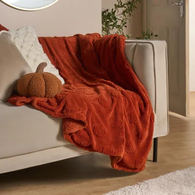 The Range OHS Tufted Pumpkin Fleece Throw - Rust