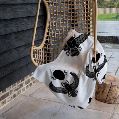 The Range Scarab Silhouette Blanket - Black