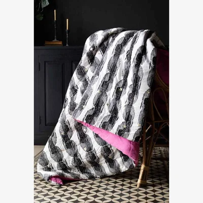 Rockett St George Hot Pink & Gold Star Print Reversible Quilt in King-Size