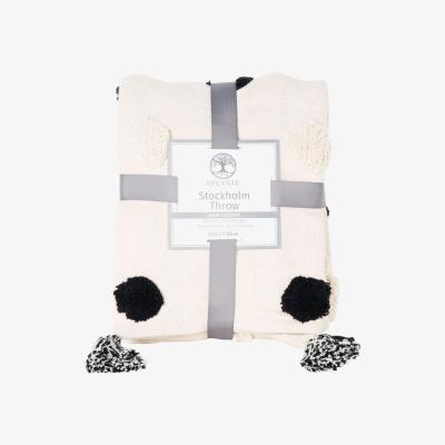 The Range Divante Stockholm Tufted Circle Throw