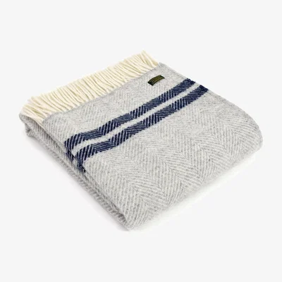 The Range Fishbone Wool Throw - Silver Grey/Navy