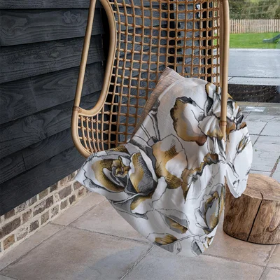 The Range Golden Roses Blanket - Gold
