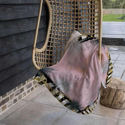 The Range Chains Blanket - Pink